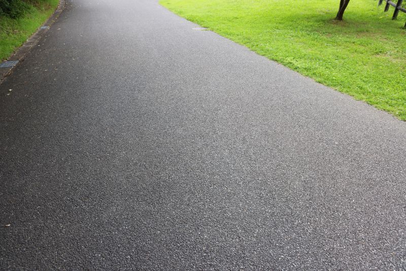 Sealed Asphalt Driveway