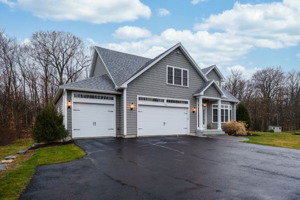 Cost of Driveway Tarring in Denver