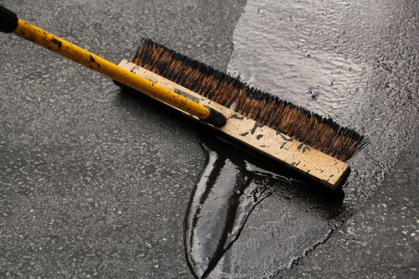 Cost of Asphalt Driveway Sealing in Denver